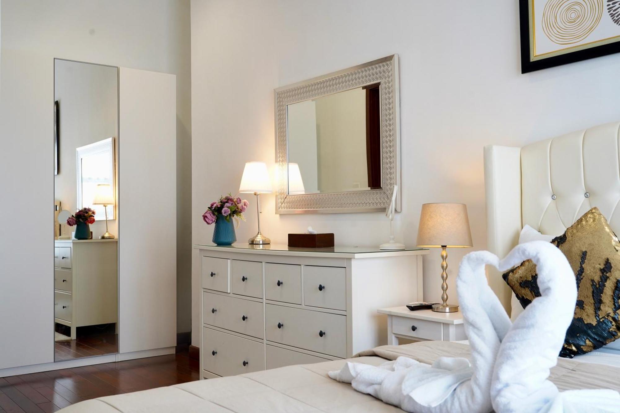 2Br Lucky Tower Residence Jakarta Old Town Top Floor Condo المظهر الخارجي الصورة
