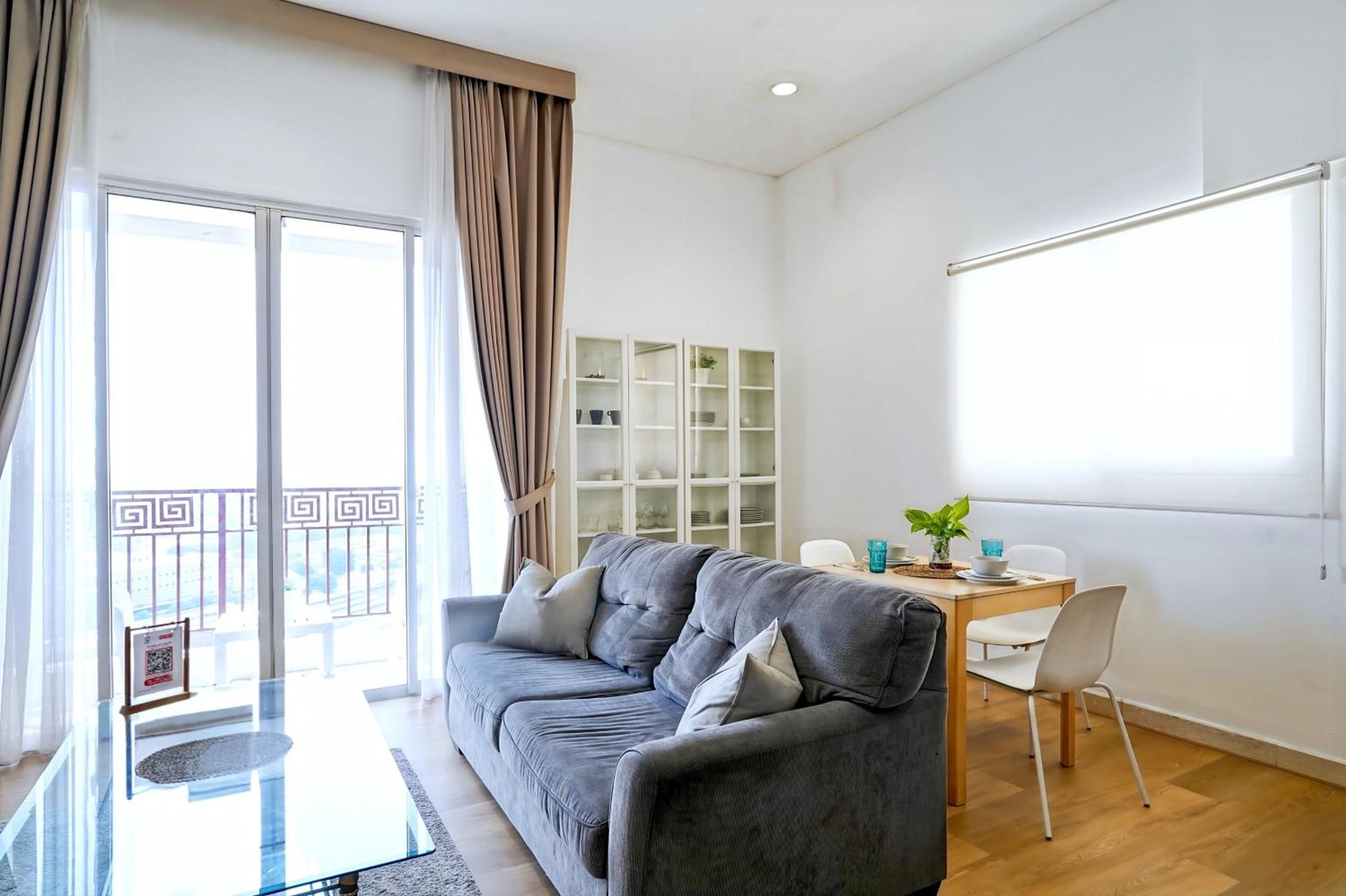 2Br Lucky Tower Residence Jakarta Old Town Top Floor Condo المظهر الخارجي الصورة